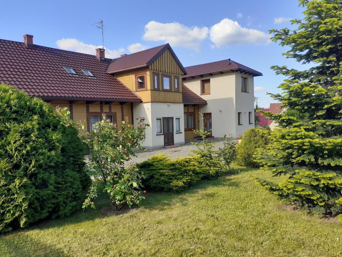 Dom W Skrzydlnej Villa Skrzydlna Exterior foto