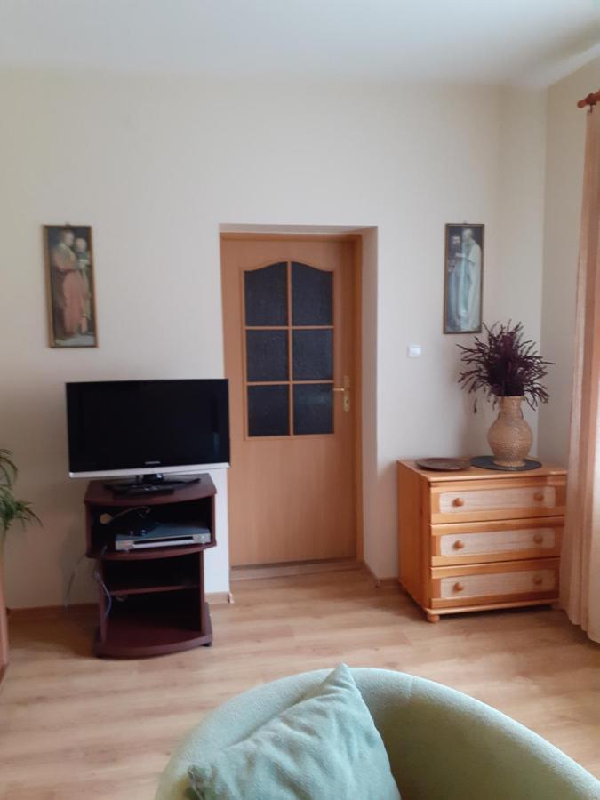 Dom W Skrzydlnej Villa Skrzydlna Exterior foto