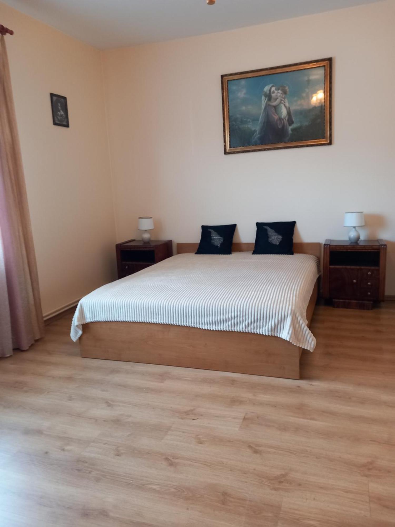 Dom W Skrzydlnej Villa Skrzydlna Exterior foto